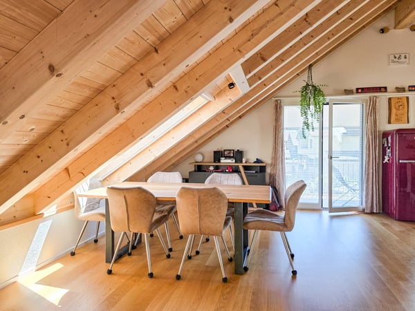 3-Zimmer Wohnung im Dachgeschoss 12