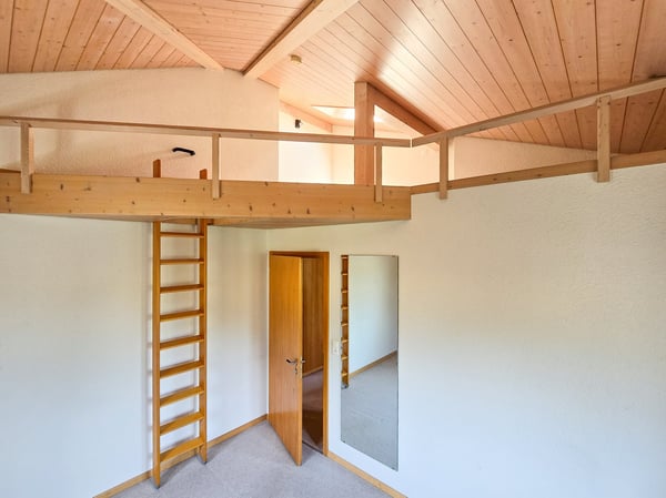 12 Zimmer Wohnhaus 27