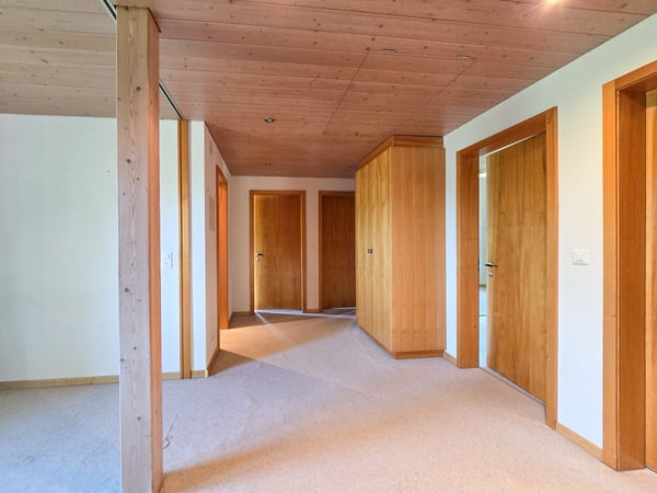 12 Zimmer Wohnhaus 18