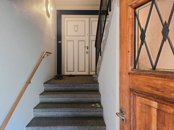 12 Zimmer Wohnhaus 3