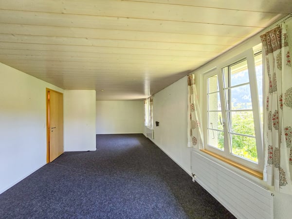 12 Zimmer Wohnhaus 11