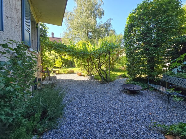 12 Zimmer Wohnhaus 57