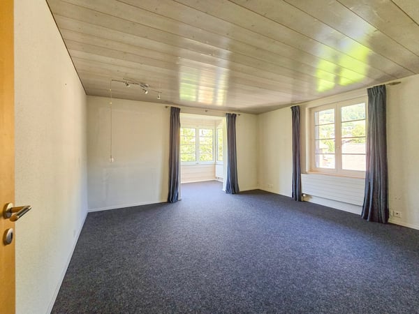 12 Zimmer Wohnhaus 13
