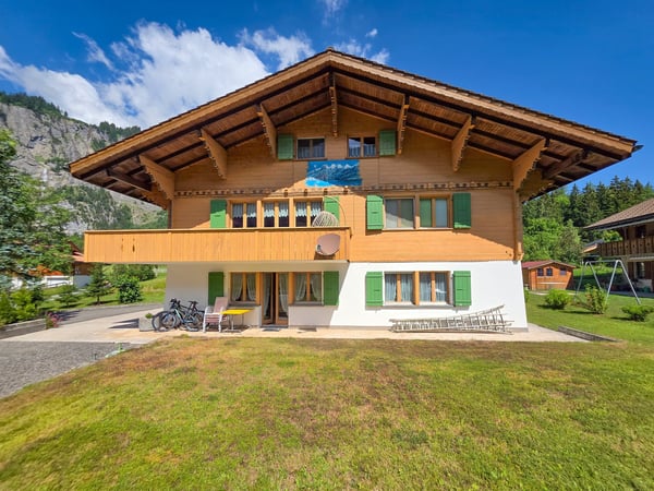 Zweifamilienhaus 1