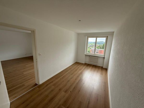 Renovierte 5- Zimmerwohnung in Spreitenbach zu vermieten! 10