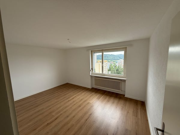 Renovierte 5- Zimmerwohnung in Spreitenbach zu vermieten! 7