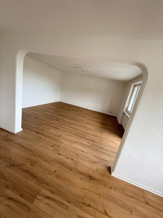 Renovierte 5- Zimmerwohnung in Spreitenbach zu vermieten! 4