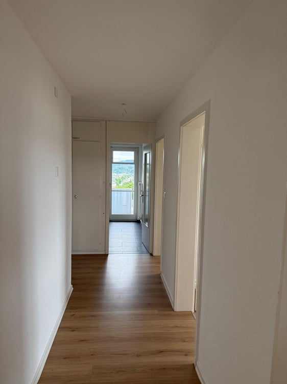 Renovierte 5- Zimmerwohnung in Spreitenbach zu vermieten! 12