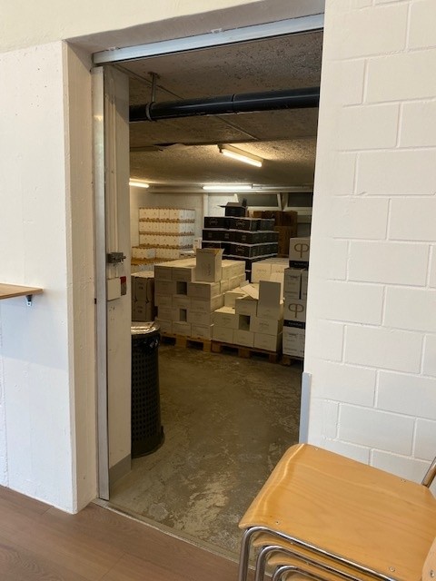 Vielseitig nutzbare Gewerberäumlichkeiten und Lager zentral gelegen 9