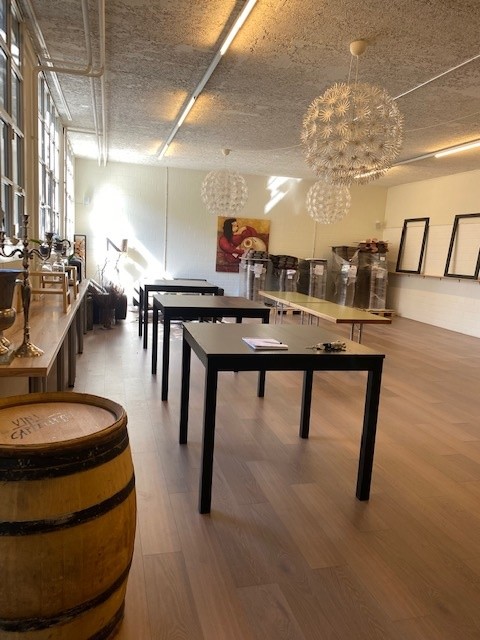 Vielseitig nutzbare Gewerberäumlichkeiten und Lager zentral gelegen 5