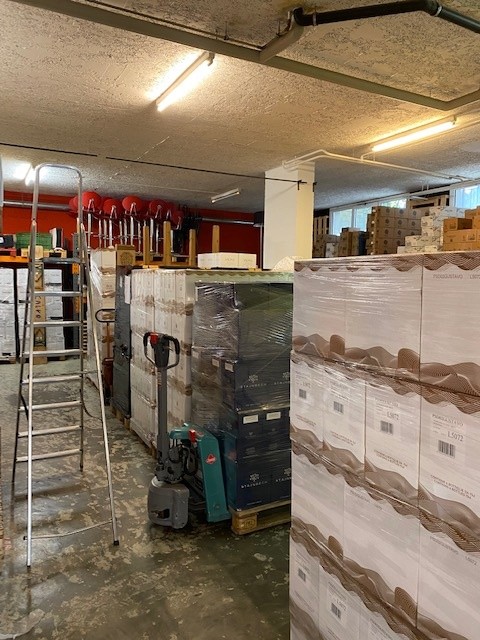 Vielseitig nutzbare Gewerberäumlichkeiten und Lager zentral gelegen 14