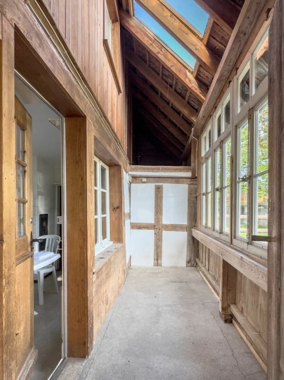 Geschichträchtiges Bauernhaus mit vier Wohnungen und schönem Umschwung 14