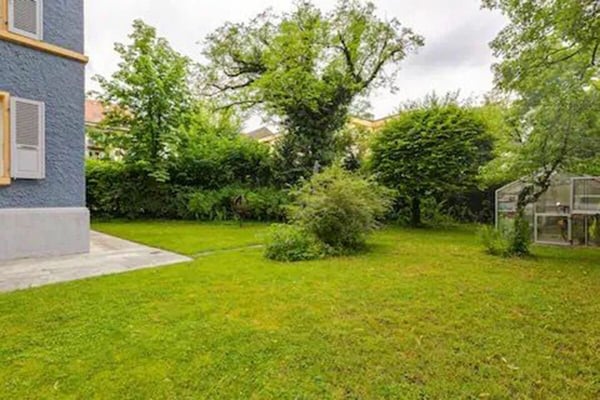 Grandiose 2.5-Zimmer-Altbauwohnung mit fürstlichen 250 m² Wohnfläche an perfekter Wohnlage 16