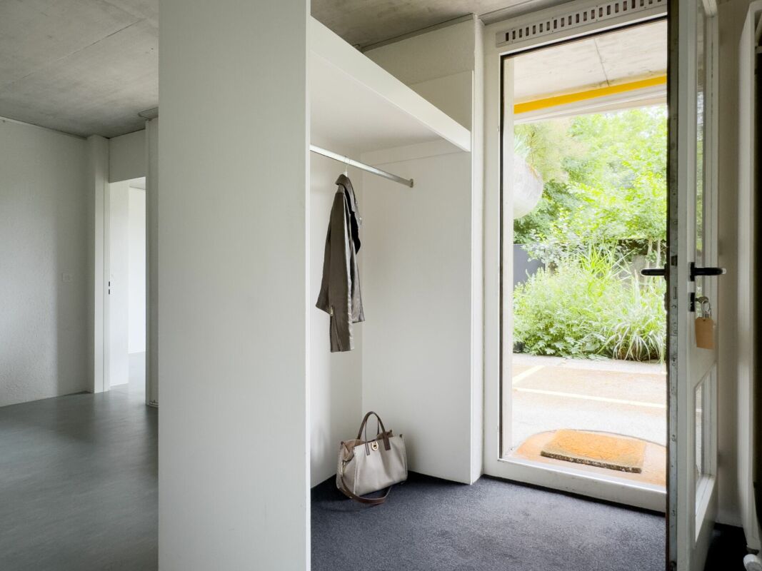 Wohnen wie im eigenen Haus. Sonnig, stadtnah und Privatsphäre inklusive