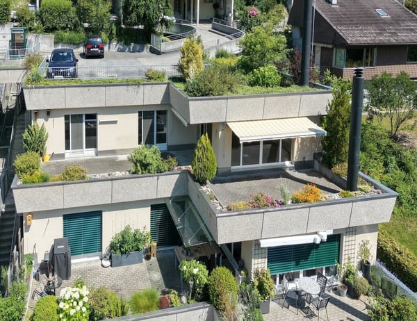 Grosszügiges und bequemes Wohnen auf einer Ebene an sonniger und unverbaubarer Aussichtslage 24