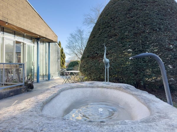 Freistehendes 7-Zimmer-Einfamilienhaus mit luxuriösem Wintergarten, schönem Umschwung und Aussenschwimmbad 24