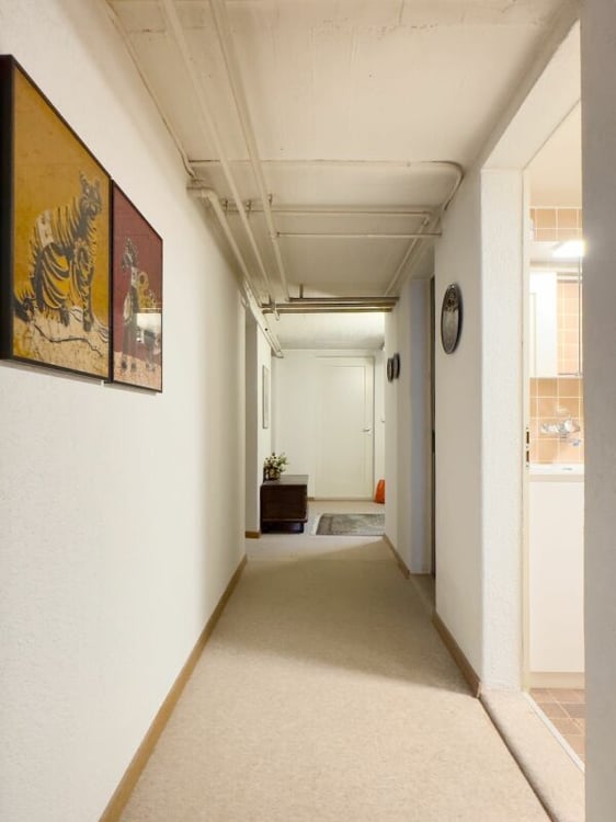 Freistehendes 7-Zimmer-Einfamilienhaus mit luxuriösem Wintergarten, schönem Umschwung und Aussenschwimmbad 31