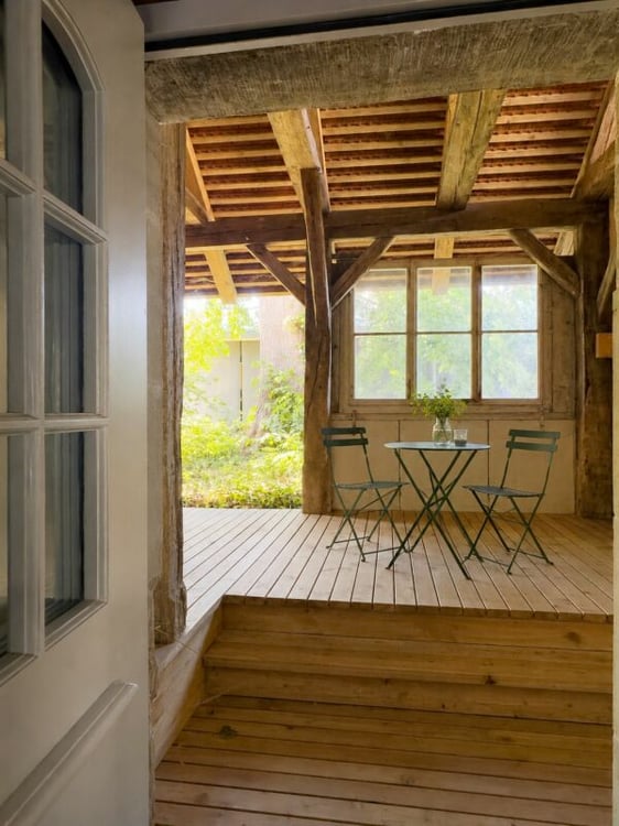 Modern ausgebaute 2.5-Zimmer-Duplexwohnung mit einzigartiger Wohnqualität, gemütlicher Loggia, Einstellhallenplatz und vielfältigen Annehmlichkeiten im Schlosspark 17