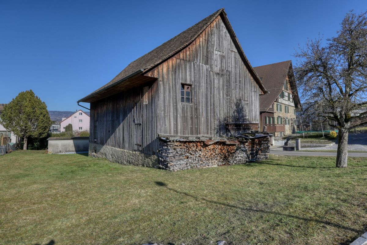 Cour intérieure avec potentiel de rénovation pour une maison de rêve
