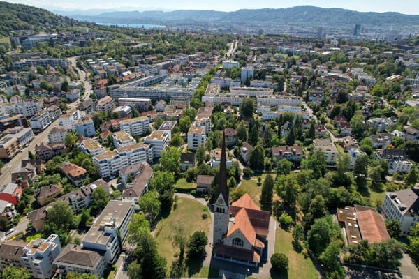 Mehrfamilienhaus mit sehr viel Potenzial im beliebten Stadtteil 1