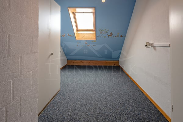 Offene 3.5-Zimmer-Dupplexwohnung mit sonnigem Balkon in Gasel 10