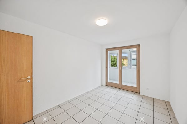 Frisch aufgefrischte 4.5-Zimmer-Wohnung im 3. Obergeschoss in Biel 1
