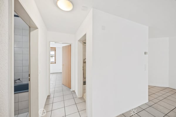 Frisch aufgefrischte 3.5-Zimmer-Wohnung im 3. Obergeschoss in Biel 4