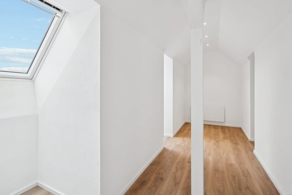 Wohnen auf höchstem Niveau Traumhafte 6.5-Zimmer-Maisonette nach Totalsanierung 6