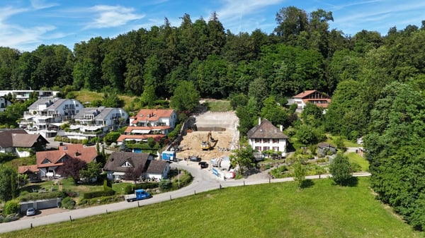 BAUFORTSCHRITT: HANGSICHERUNG VOLLENDET - BELLA VISTA.CH NIMMT FORM AN 2