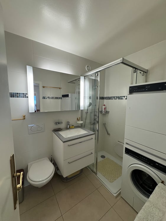 Magnifique appartement de 1.5 pièces avec vue panoramique sur le lac Léman à Clarens 5