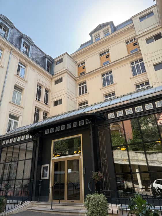 A louer appartement meublé dans un cadre exceptionnel à Territet 9