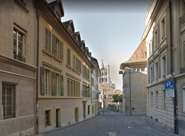 Charmant appartement de 1.5 pièces au 3ème étage au centre de Lausanne 1