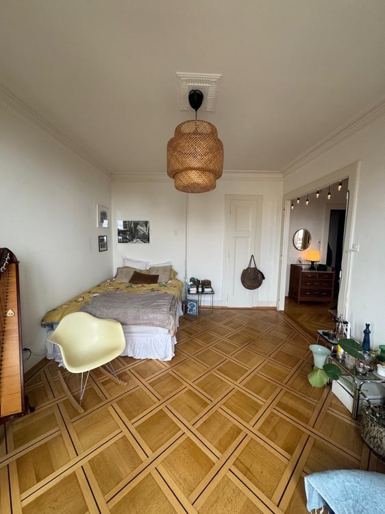 Bel appartement de 2.5 pièces au dernier étage à Lausanne avec vue 1