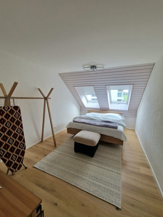 En exclusivité - Spacieux et lumineux duplex récent de 3.5 pièces avec vue partielle sur le lac 5