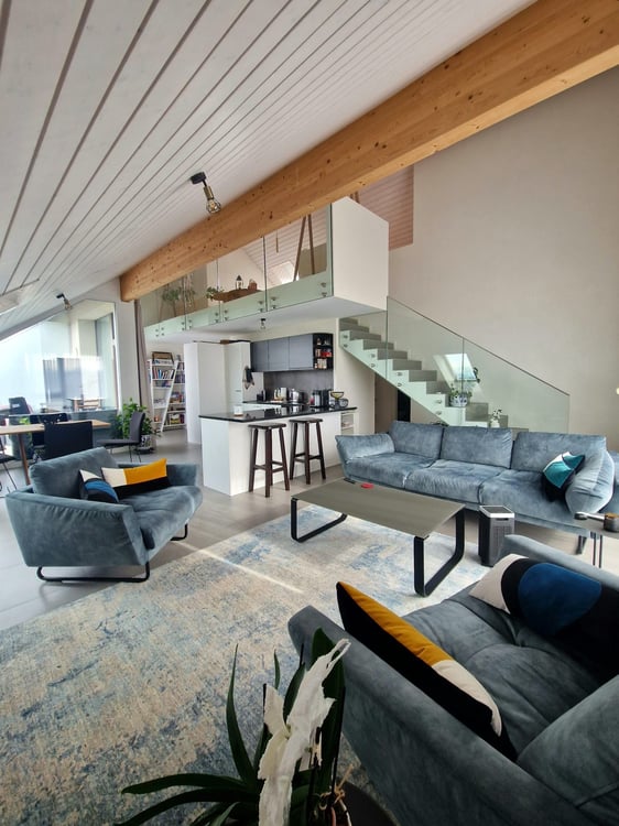 En exclusivité - Spacieux et lumineux duplex récent de 3.5 pièces avec vue partielle sur le lac 2