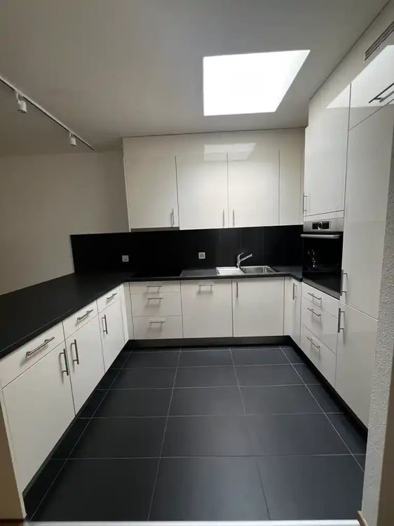 Superbe appartement  modernisé de 4,5 pièces en duplex 6