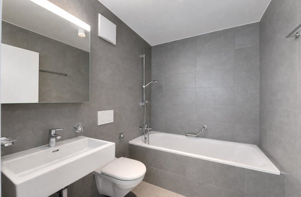En exclusivité - Spacieux et lumineux duplex récent de 3.5 pièces avec vue partielle sur le lac 12