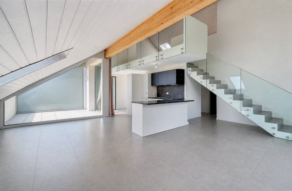 En exclusivité - Spacieux et lumineux duplex récent de 3.5 pièces avec vue partielle sur le lac 2