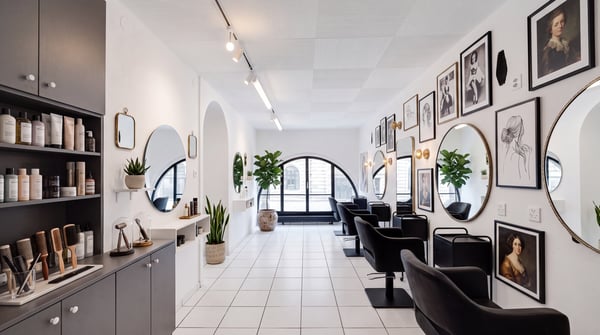 Local commercial de 88 m2 - Place Saint-François, Lausanne 4