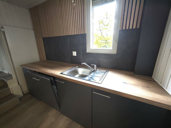 Frisch sanierte 1.5-Zimmer-Dachwohnung mit Charme und Stil 5