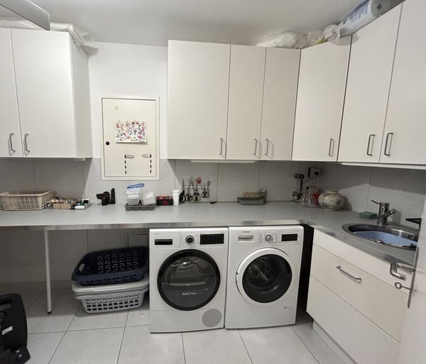 Grosszügige Wohnung mit Weitsicht 8