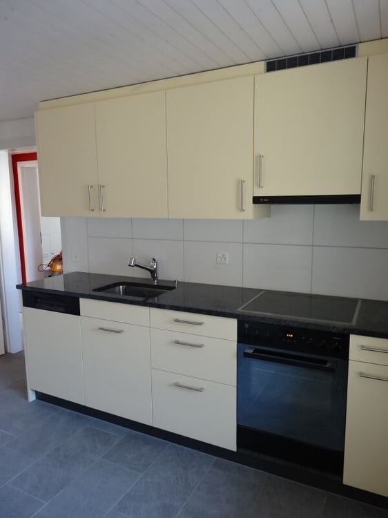 Heimelige Wohnung im Herzen von Hofen SH 4