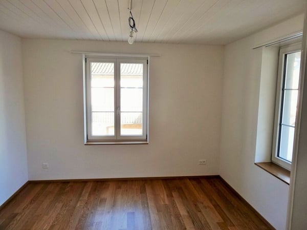 Heimelige Wohnung im Herzen von Hofen SH 6