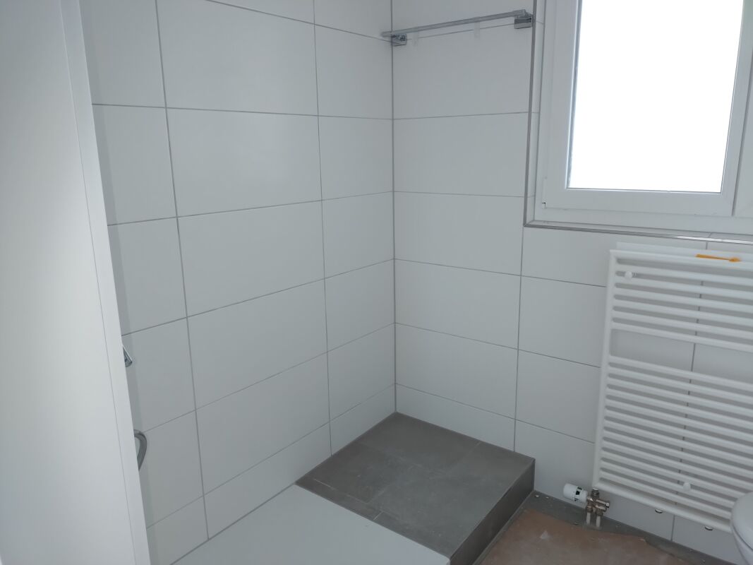 Attic apartment with roof terrace newly renovated