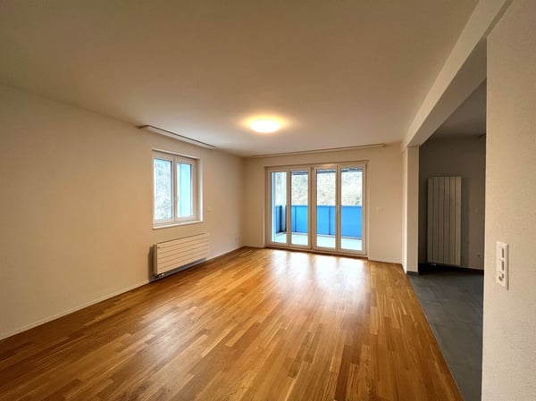 Modern wohnen  komfortabel und stilvoll mit grossem Balkon 2