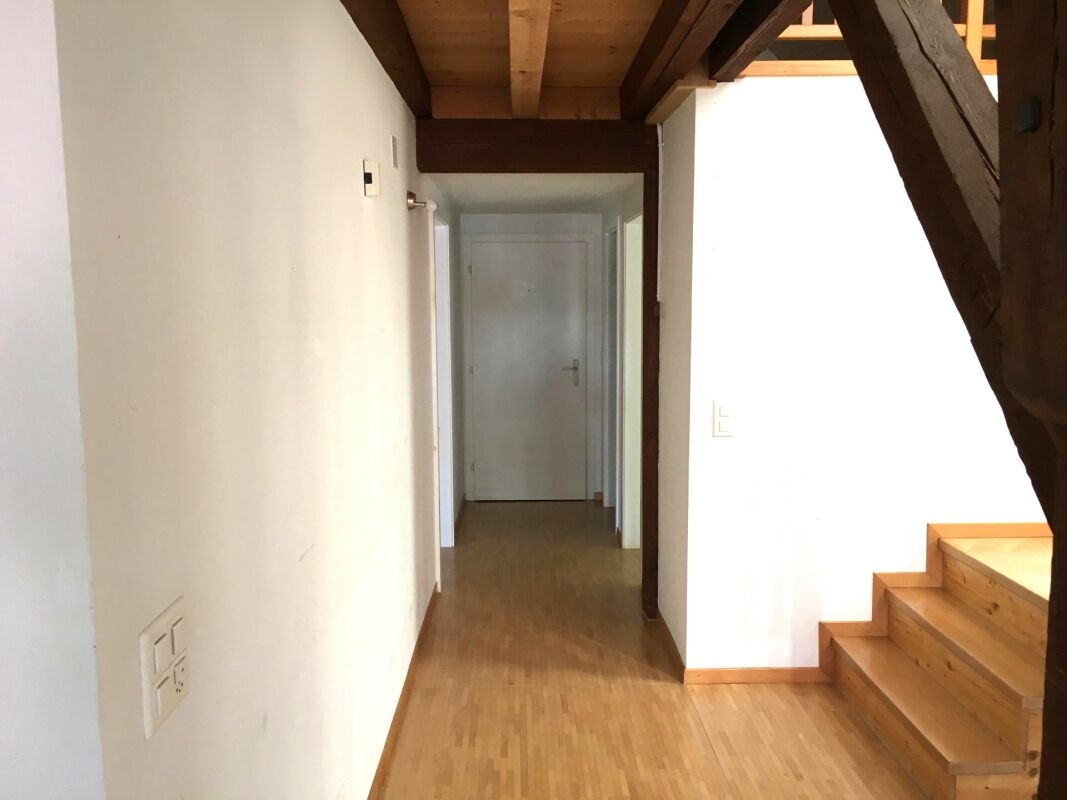 Charmante Maisonettewohnung mit Balkon und Cheminée