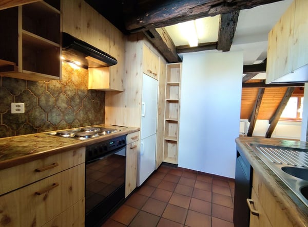 Heimelige Dachwohnung in der Stadt 4