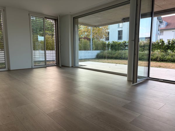 Stilvolle Neubauwohnung mit Gartensitzplatz 3
