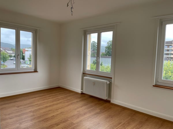 Zentral gelegene 5-Zimmerwohnung mit grosser Terrasse 9