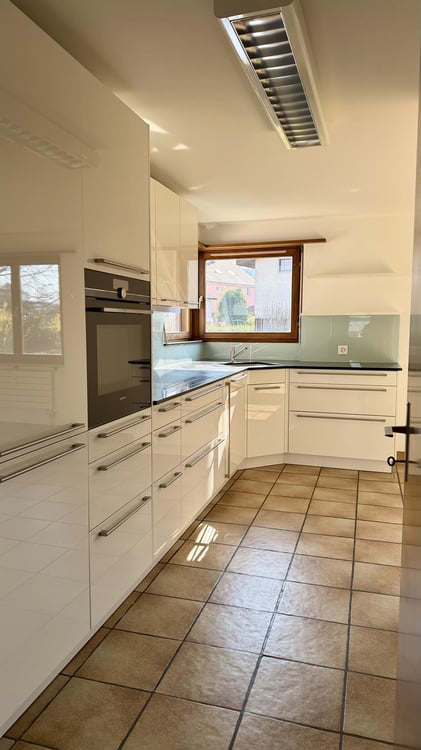 Helle 4.5-Zimmer-Wohnung mit Sitzplatz in Gelterkinden 4